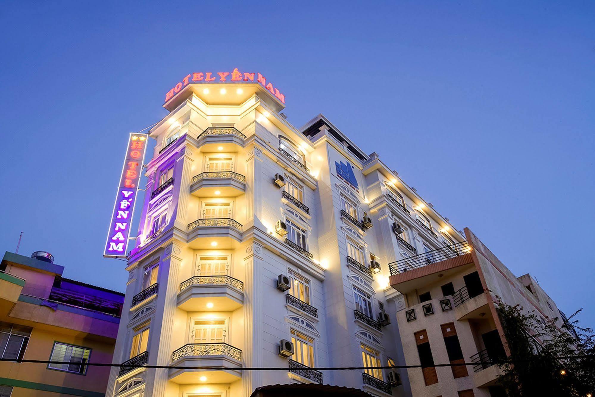 Yen Nam Hotel Nguyen Trong Tuyen Cidade de Ho Chi Minh Exterior foto